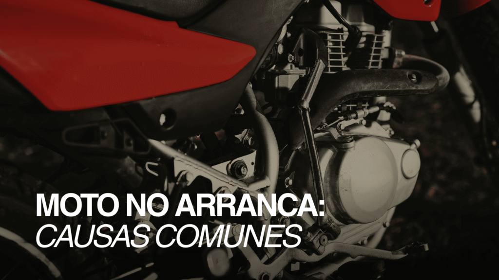 Motor de motocicleta en primer plano que representa una situación en la que la moto no arranca por una falla mecánica.